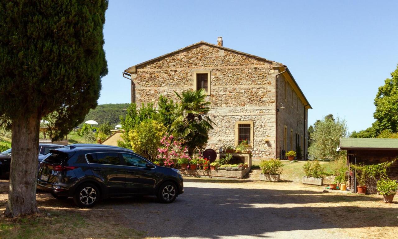 Agriturismo Due Ponti Chianni Kültér fotó