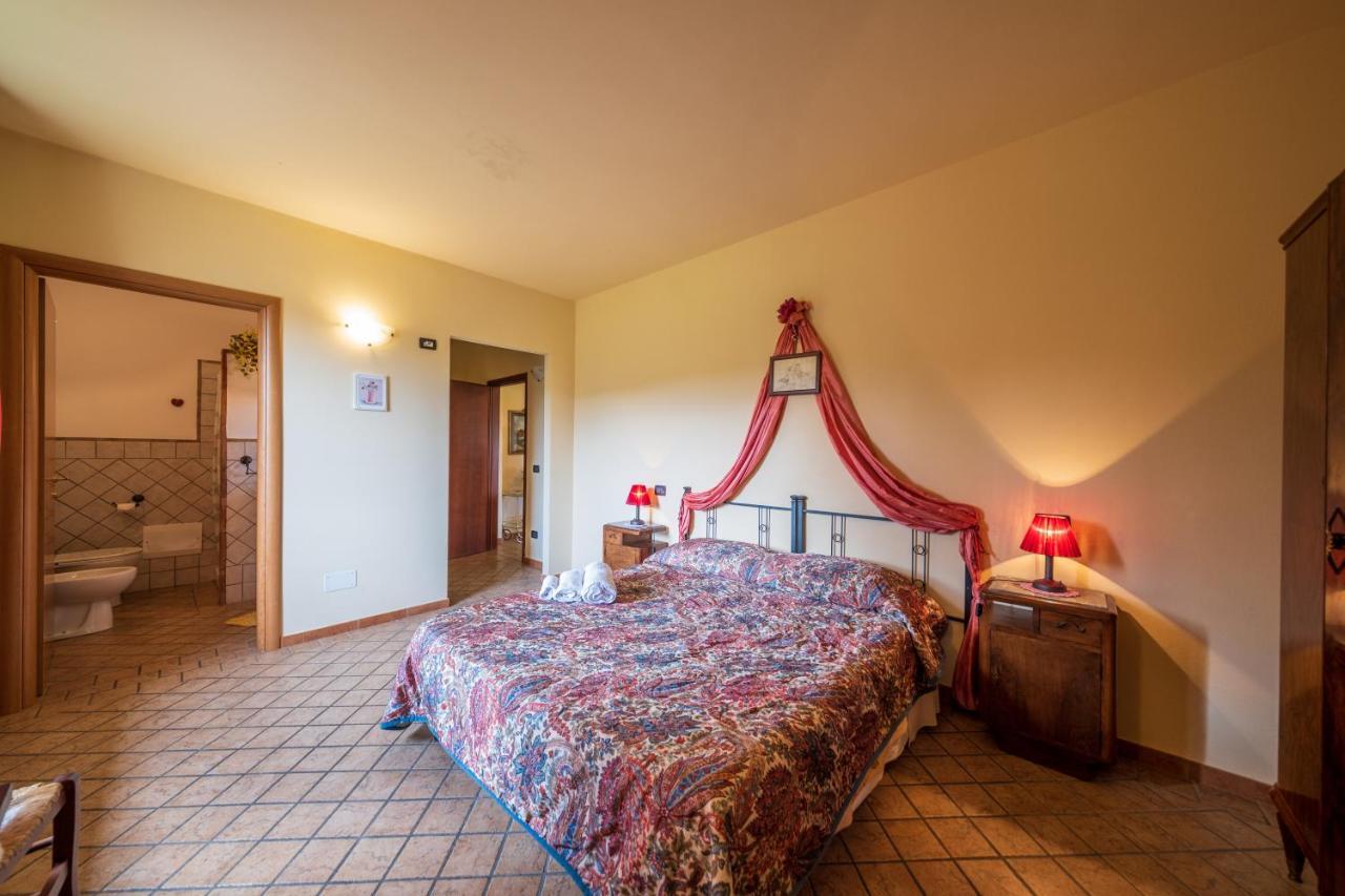 Agriturismo Due Ponti Chianni Kültér fotó
