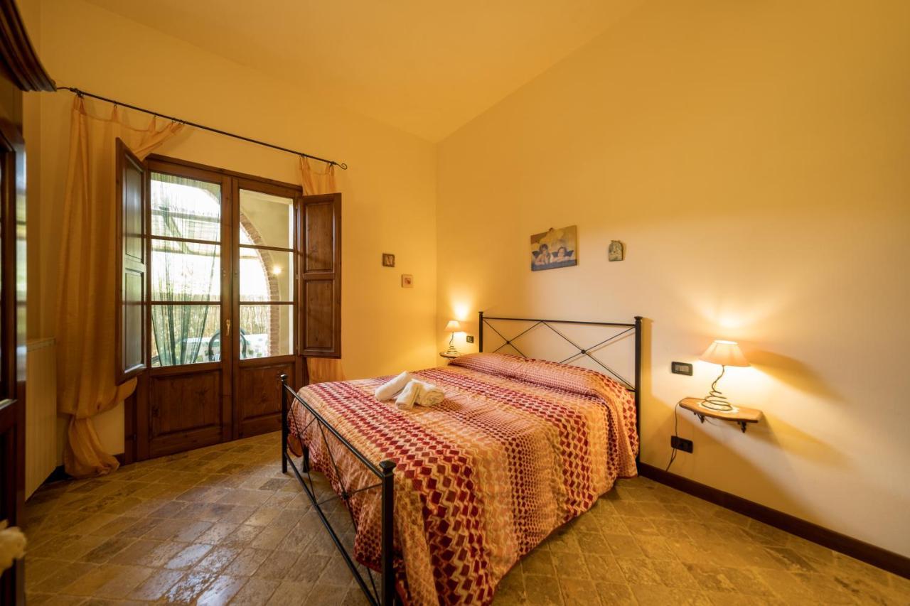 Agriturismo Due Ponti Chianni Kültér fotó