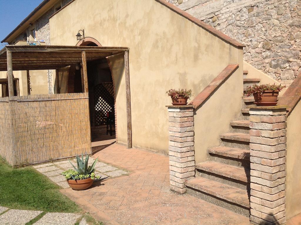 Agriturismo Due Ponti Chianni Kültér fotó