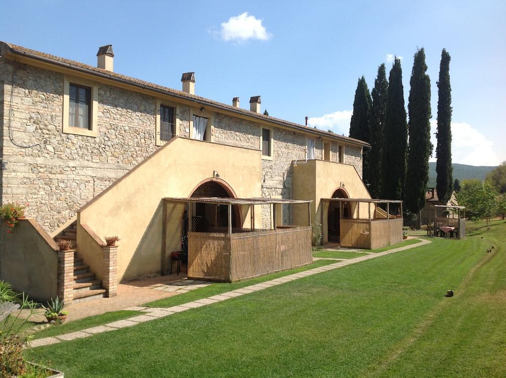 Agriturismo Due Ponti Chianni Szoba fotó